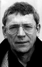 Актер Валерий Приёмыхов