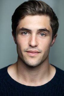 Актер Фил Данстер