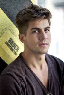 Актер Иво Араков