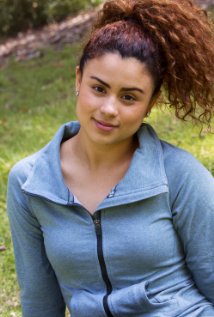 Актер Андреа К. Торрес