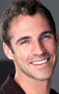 Актер Джейсон Бауэн