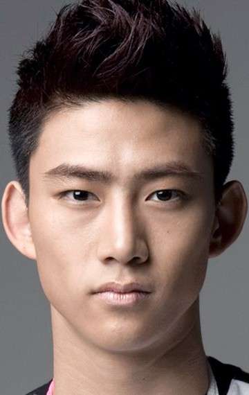 Актер Ок Тэк Ён