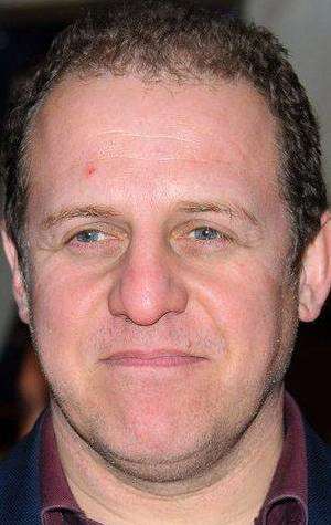 Актер Найджел Линдсэй