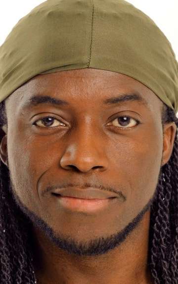 Актер Саймон