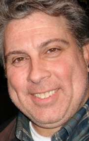 Актер Тони Куччи