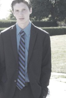 Актер Натан Хаттон