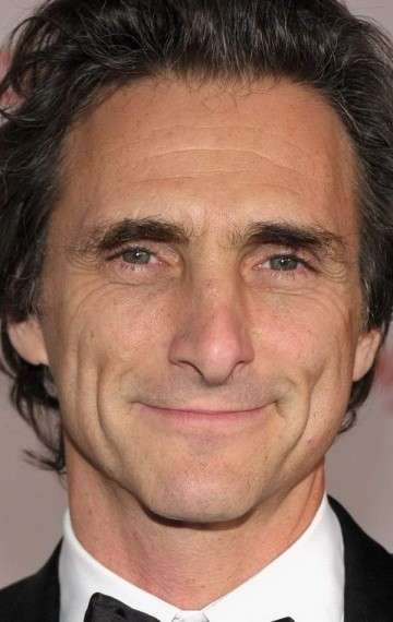 Актер Лоуренс Бендер