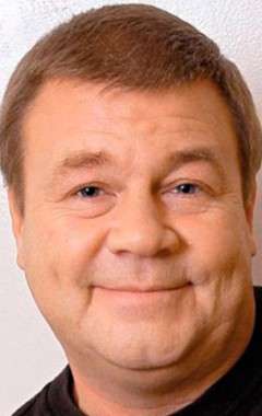 Актер Сергей Селин