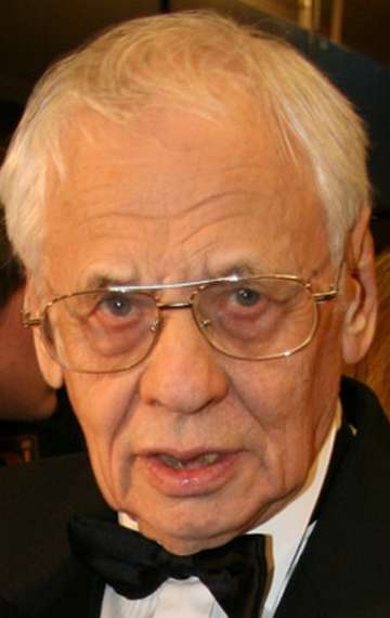 Актер Владимир Наумов