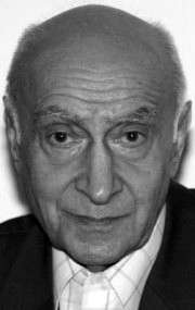 Актер Артем Карапетян