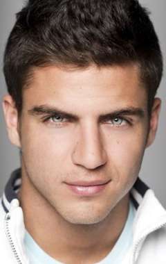 Актер Макси Иглесиас