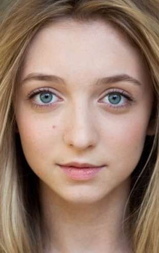 Актер Хана Хэйес