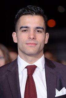 Актер Адам Филдинг