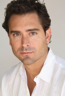 Актер Тодд Джирхарт