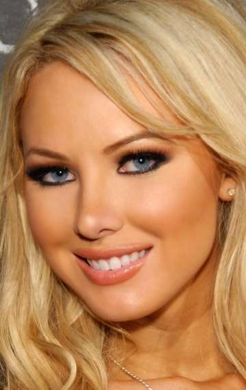 Актер Тиффани То