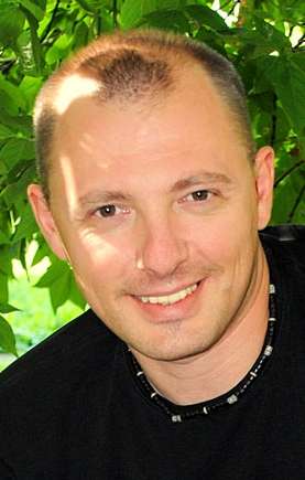 Актер Александр Печенин