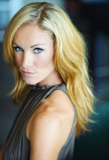 Актер Орелия Райли