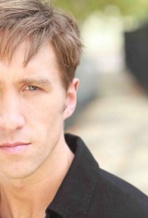 Актер Фарон Салисбери