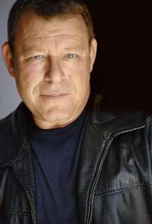 Актер Дэвид Паркер