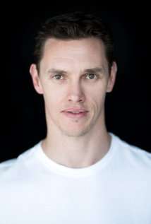 Актер Скотт Перри