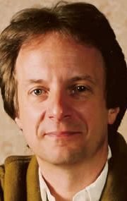 Актер Энтони Инглис