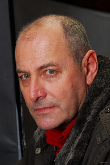 Актер Синиша Попович