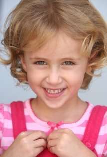 Актер Ава Колкер