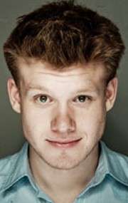 Актер Виктор Хориняк