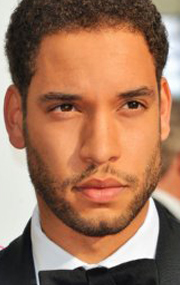 Актер Ройс Пирресон