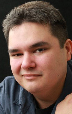 Актер Стив Варки Нунез