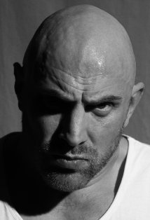 Актер Чарли Роус