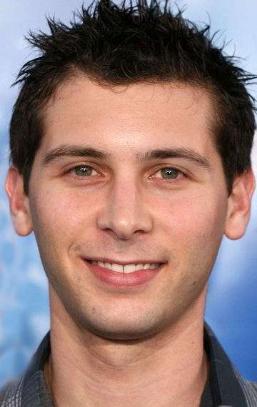 Актер Джастин Берфилд