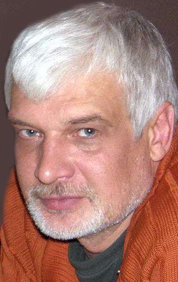 Актер Дмитрий Брусникин