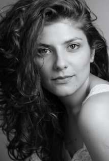 Актер Зора Бишоп