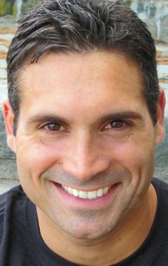 Актер Фрэнк Фортунато