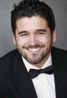 Актер Джошуа Ларсен