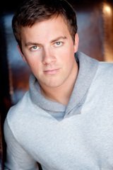 Актер Майкл Кэш