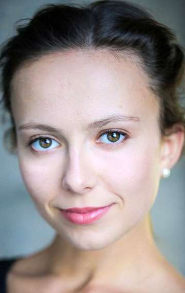 Актер Полина Пахомова