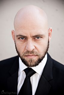 Актер Чарли Бугенон