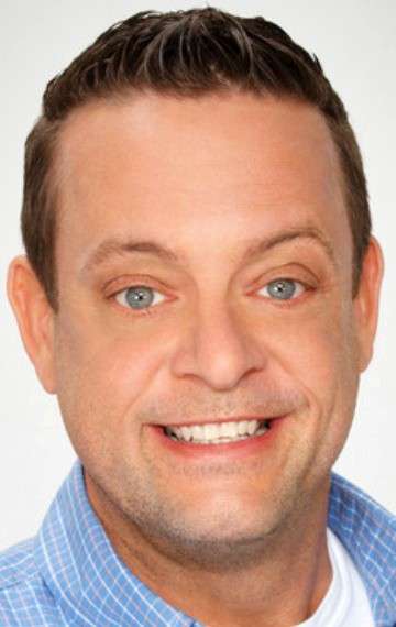 Актер Ленни Венито