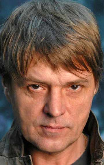 Актер Александр Чередник