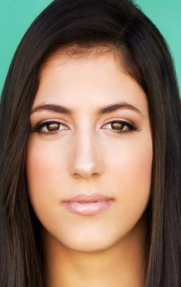 Актер Кэйтлин Дешель