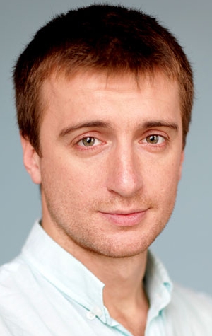 Актер Антон Багров