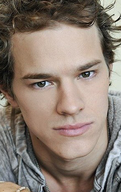 Актер Райан Дорси