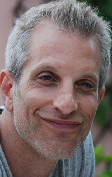 Актер Джон Скларофф