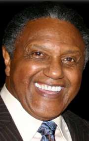 Актер Чарльз Уэлдон