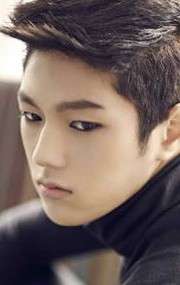 Актер Ким Мён Су