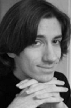 Актер Крис Ниоси