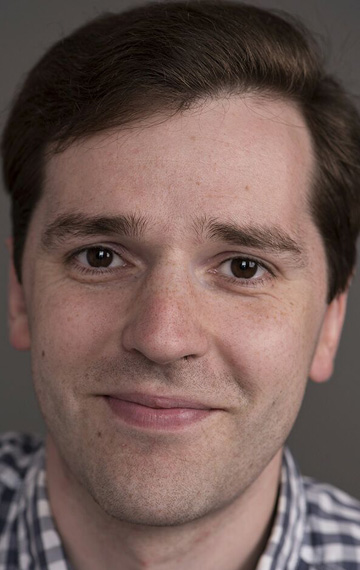 Актер Артем Манукян