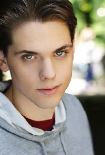 Актер Бен Резендес